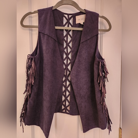 Moon River Jackets & Blazers - Moon River Faux-Suede Vest Gray-Blue Size S
